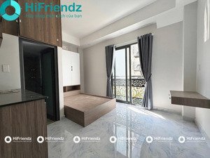 căn hộ mới 100%, thiết kế hiện đại với hệ thống cửa chống ồn nằm ngay trung tâm quận 2