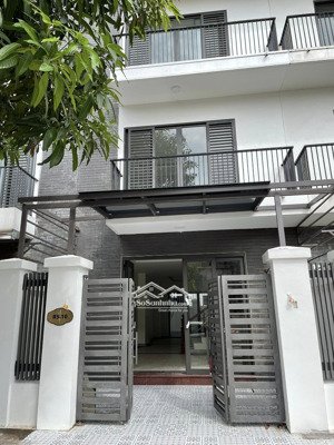 cho thuê nhà riêng tại phan văn trường 70m2 5 tầng chia 2 phòng giá 28tr