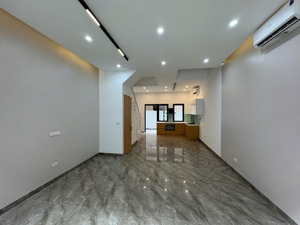 bán liền kề ánh dương hoàn thiện full 5 tầng vinhomes ocean park 3