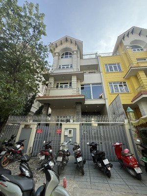 cho thuê bt 5pn, 200m2, 80 triệu, tại him lam kênh tẻ, q7, hcm - giá siêu hời!