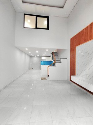 bán_nhà shr 45m2 chỉ hơn 3tỷ mới dọn ở ngay- thông số đẹp 4mx12m. nhà đẹp 2pn và 2wc ở ngay