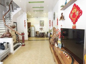 nhà dân xây, sát vành đai 3.5, ngõ thông, ô tô, nội thất