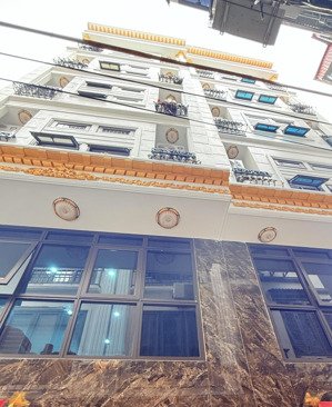 bán toà ccmn phú diễn 10m ra oto tránh 20 phòng 7 tầng thang máy dòng tiền 110tr/tháng