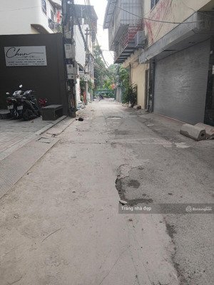 12.5 tỷ!siêu phẩm 8 tầng thang máy tại đỗ đức dục mễ trì,lô góc 2 thoáng, ngõ thông,kd ô tô vào nhà