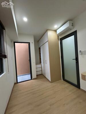 Bán nhà hẻm thống nhất 2 xe máy tránh nhau, đường thông thoáng cách 23 tháng 10 100m