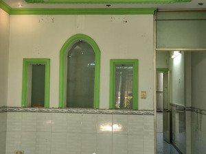 nhà lạc long quân, q11, 65m2 5,xx tỷ - 2 tầng, 6pn, đường ô tô. pháp lý: sổ hồng