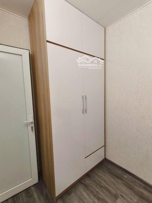 bán tầng 1 tập thể quan nhân. dt 90m2