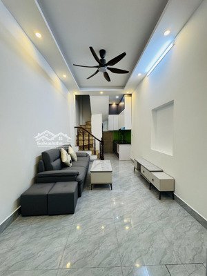 hàng siêu hiếm - dương văn bé - time city - ra phố 20m 25m2 - 4 tầng - 3 ngủ - hơn 5 tỷ