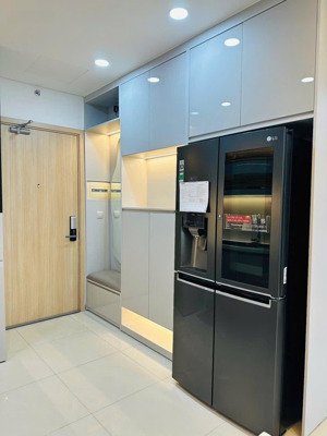 bán căn hộ 2pn 1wc giá bán: 8 tỷ giao nhà ngay