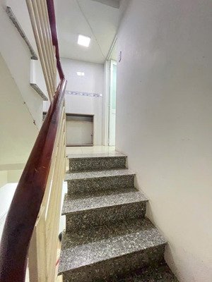 bán nhà nguyễn thị tần cầu chữ y quận 8, trệt, lửng, 2 lầu, giá: 3,98 tỷ