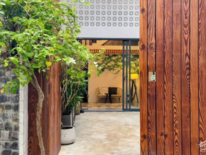 hđ.t 17 triệu, hạn còn 1 năm, đường đỗ xuân hợp, gần cđ công thương, 2 lầu btct, shr. 3 tỷ 680