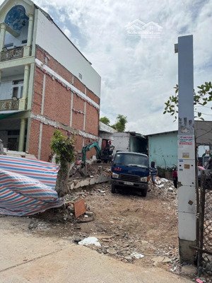 đất trống - tỉnh lộ 10 - giáp bà hom q6 - 60m2 - hẻm 6m thông - sổ riêng - 4 tỷ hơn.