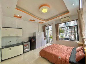 cho thuê căn hộ mini bancolny chỉ 6tr8 ngay khu phố ẩm thực pxl-vạn kiếp. trung tâm q.phú nhuận