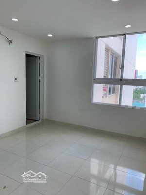 bán gấp chung cư khuông việt gần kdl đầm sen, 88m2 giá 4 tỷ 5, sổ hồng.