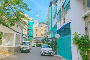 bán siêu phẩm nhà trung tâm mua sắm âu cơ, 36m2, dòng tiền cho thuê 15tr/1 tháng, chỉ 4.4 tỷ