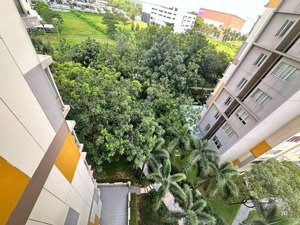 bán căn hộ canary heghts gần siêu thị aeon mall visip 1