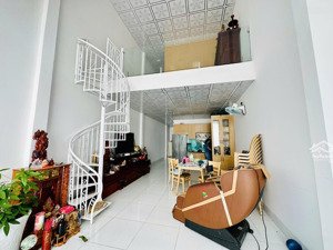 nhà gác lửng nhỏ xinh hẻm ama khê có 3 phòng ngủ - 2.550 tỷ