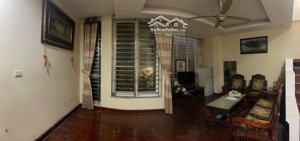 cho thuê nhà 60m2 x 5 tầng , 6pn, full nội thất, ngõ 26 hoàng quốc việt , phù hợp ở gia đình