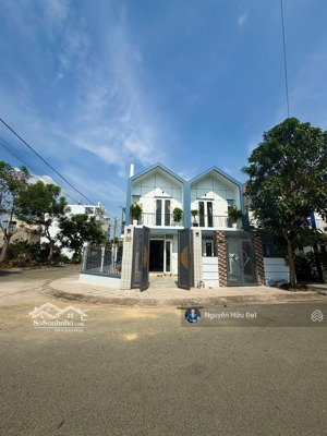 bán nhà căn góc 2 mặt tiền diện tích 6,1x13,9m cát tường phú sinh nhà mới 100% dọn vào ở ngay