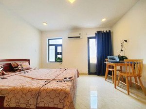 trọ bình thạnh gần ngã tư hàng xanh studio 32m2 ban công thang máy thoáng bùi đình túy bình thạnh