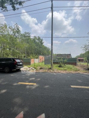 2 mặt tiền bùi thị điệt và đường số, sát đường dẫn vành đai 4-chính chủ