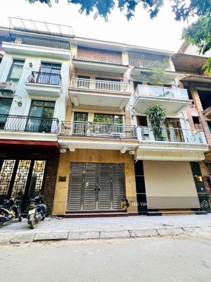 nghĩa đô - phân lô oto tránh - 68m x 4t - vỉa hè kinh doanh - cạnh kđt starlake - giá: 36.5 tỷ (tl)