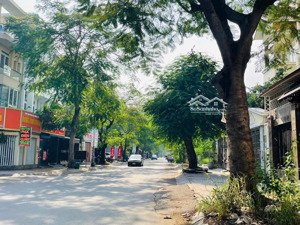 lâu lâu mới có 1 căn- bán nhà phố đang khai thác chdv kdc đông thủ thiêm, p. bình trưng, tp.hcm