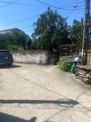 chỉ 20 triệu/m2 đất hoài đức. xe container vào đất. mặt tiền 8m. thổ cư 100%. không dính quy hoạch