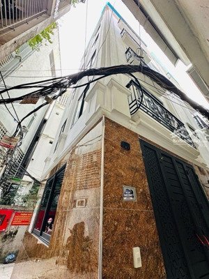 nhà đẹp 7 tầng thang máy xây mới - tháng máy - 2 mặt ngõ trước sau - gần phố - ba gác phi tận cửa