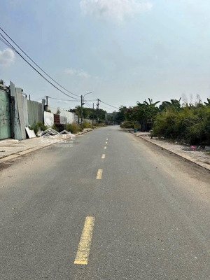 cần bán nhanh lô góc 2 mặt tiền 85m ngay villa park giá tốt / sổ riêng