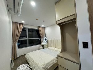 bán gấp căn hộ 2pn happy one central, giá 2tỷ650 full nội thất