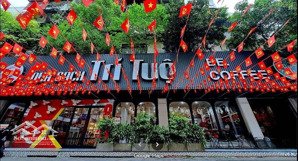 siêu hot! cho thuê mbkd giảng võ mặt tiền 8m, diện tích 130m2. trực tiếp 