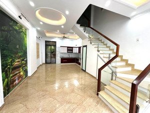 căn nhà 4 tầng 50m2 ngang 5m tđc vinhomes, chợ hoa quả, hồng bàng nhà mới về ở luôn giá chỉ 5,7 tỷ