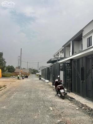 Nhà 1 Trệt 1 Lầu - Phường Phước Tân - Ngay Chợ Tân Mai 2 - Đối diện sân Golf Long Thành