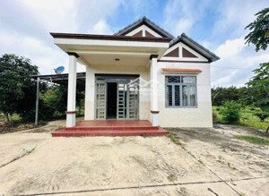 chính chủ bán gấp nhà vườn 1.100m² có sẵn nhà ngay kcn becamex, sát ql13, giá 450tr, shr