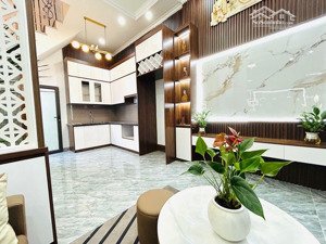 bán nhà vân đồn , hai bà trưng, 28m2, 5 tầng, 7,68 tỷ. dân xây siêu đẹp, an sinh đỉnh cao.