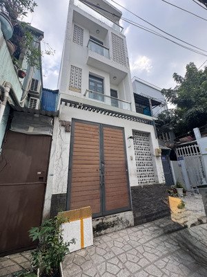 bán nhà 4 tầng đúc - 4pn ở liền - gần nguyễn văn đậu - hxh trước nhà - shr hoàn công - nhỉnh 7tỷ