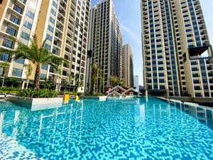 chính chủ cần bán gấp căn hộ hà đô centrosa , q.10 , 138m2 , 4pn , giá 19 tỷ , sổ , lh 