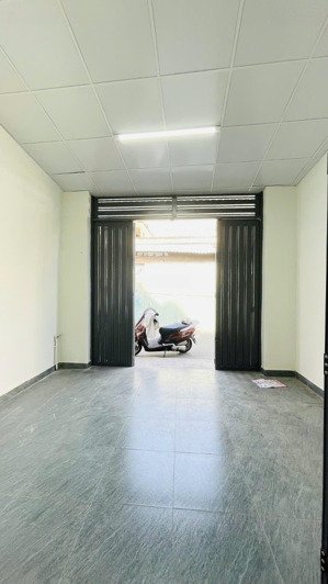 nhà ngay gò dầu hxh tránh 66m2 c4 2pn 1wc mới sạch sẽ 6,8 tỷ