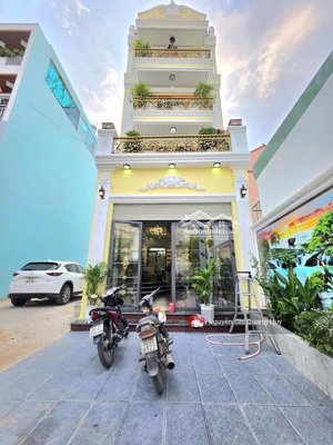 nhà phố xây dựng mới - phong cách hoàng gia - đường 12m kdc đào tông nguyên - 5m x 17m giá 9,8 tỷ