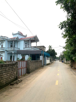 nhà dân bán đất nền hoà lạc 100m2, mt 7m, ô tô tránh. giá 2,1 tỷ