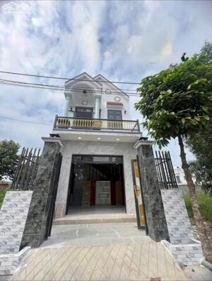 Bán nhà mái Thái hiện đại 1 trệt 1 lầu gần chợ Thuận Đạo