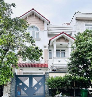 nhà đường nguyễn minh hoàng diện tích: 8x22m trệt 2 lầu cho thuê