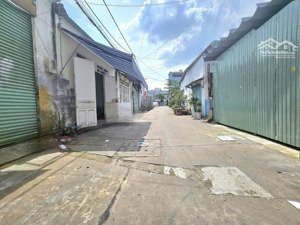 bán lô đất - khu nhà cao tầng - hẻm xe hơi 8m - đường nguyễn văn quá, quận 12.
dt: 4.6x21 giá 5ty8