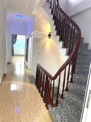 4.x tỷ. khu phân lô cán bộ nhà 4 tầng mới, ngay chợ que hàn, không lỗi. giá rẻ. 