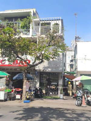 vị trí vip! góc 2 mặt tiền nguyễn đình chiểu, q3. 3,5x14,5m. giá chỉ 13,5 tỷ