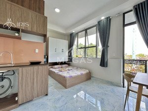 siêu phẩm studio cực đẹp - ban công rộng - full nội thất | ngay đảo kim cương giá cực mềm