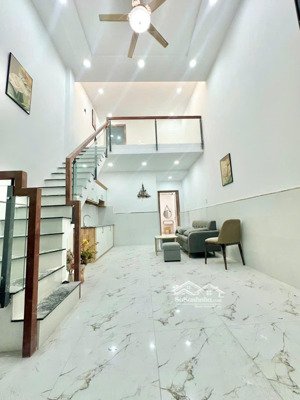 cần bán gấp căn nhà 3,8x10,8m, bình hưng hòa b, bình tân giá 1tỷ650 sổ sách đầy đủ