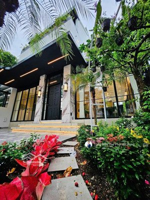 chuyên tư vấn cung cấp biệt thự song lập phú mỹ hưng vị trí và phong cách đa dạng lh 