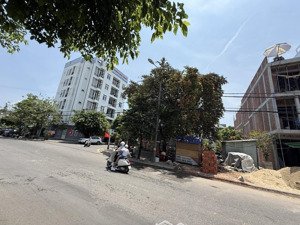 view triệu đô, ngay trung tâm tài chính, lô góc cực đẹp, 251m2, mặt tiền chính hữu chỉ 60 tỷ